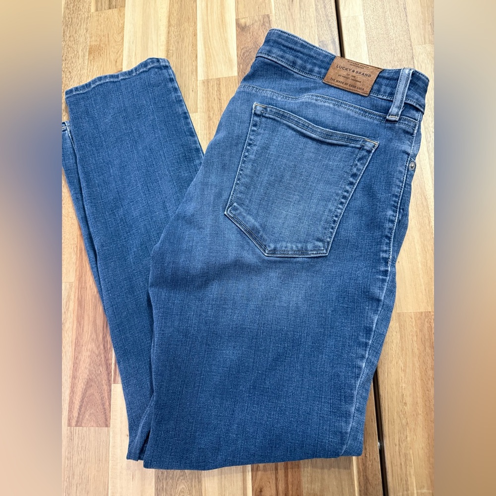 Lucky Brand Classic Blue Straight Leg Jeans